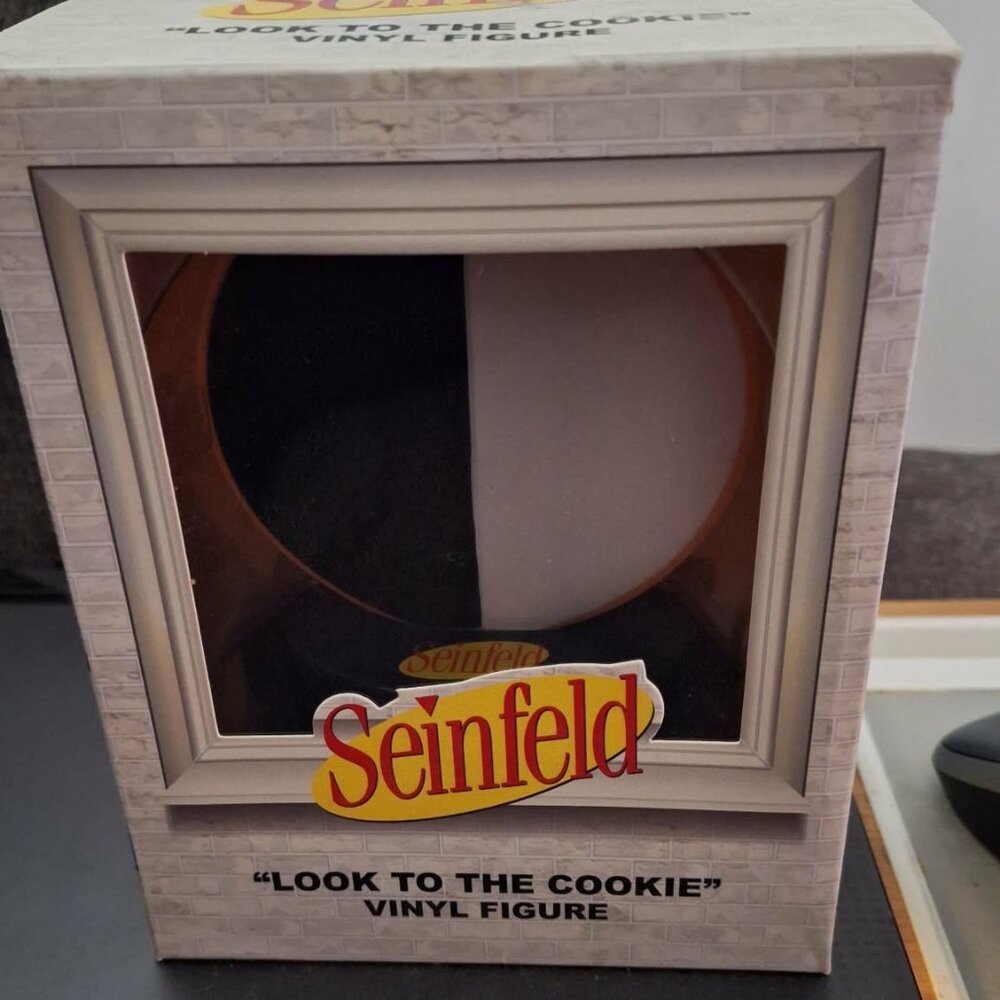 Seinfeld Black and White Cookie